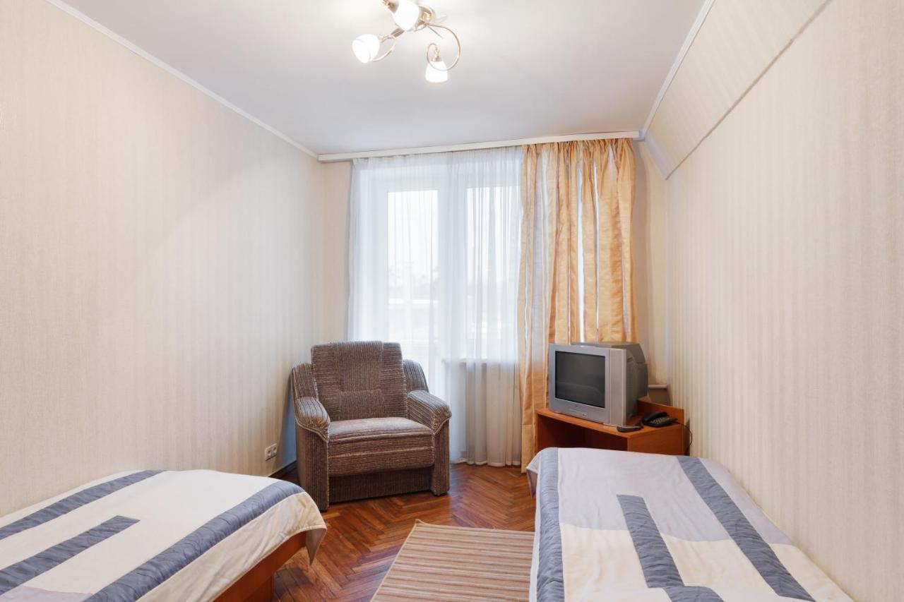 Druzhba Hotel And Restaurant Charków Zewnętrze zdjęcie